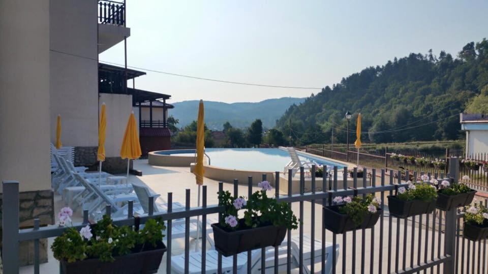 Tryavna Lake Hotel & Spa Exterior foto